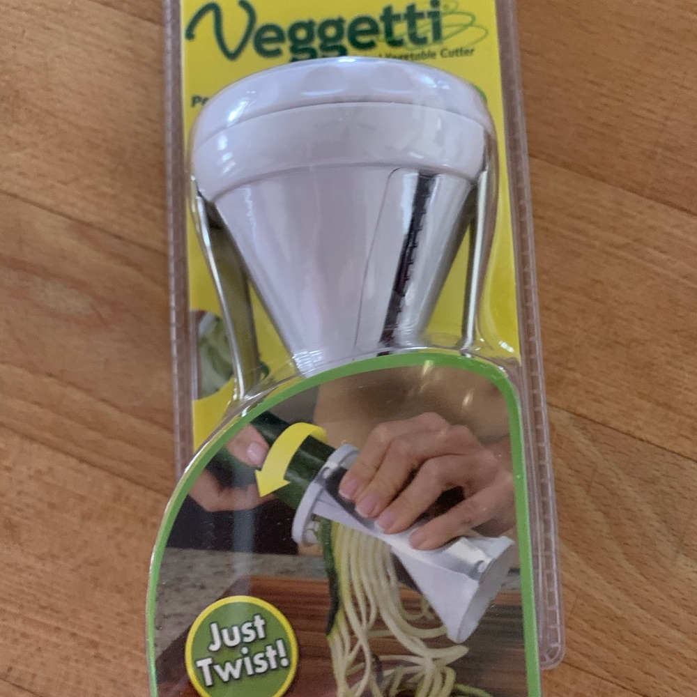 Veggie spiral slicer